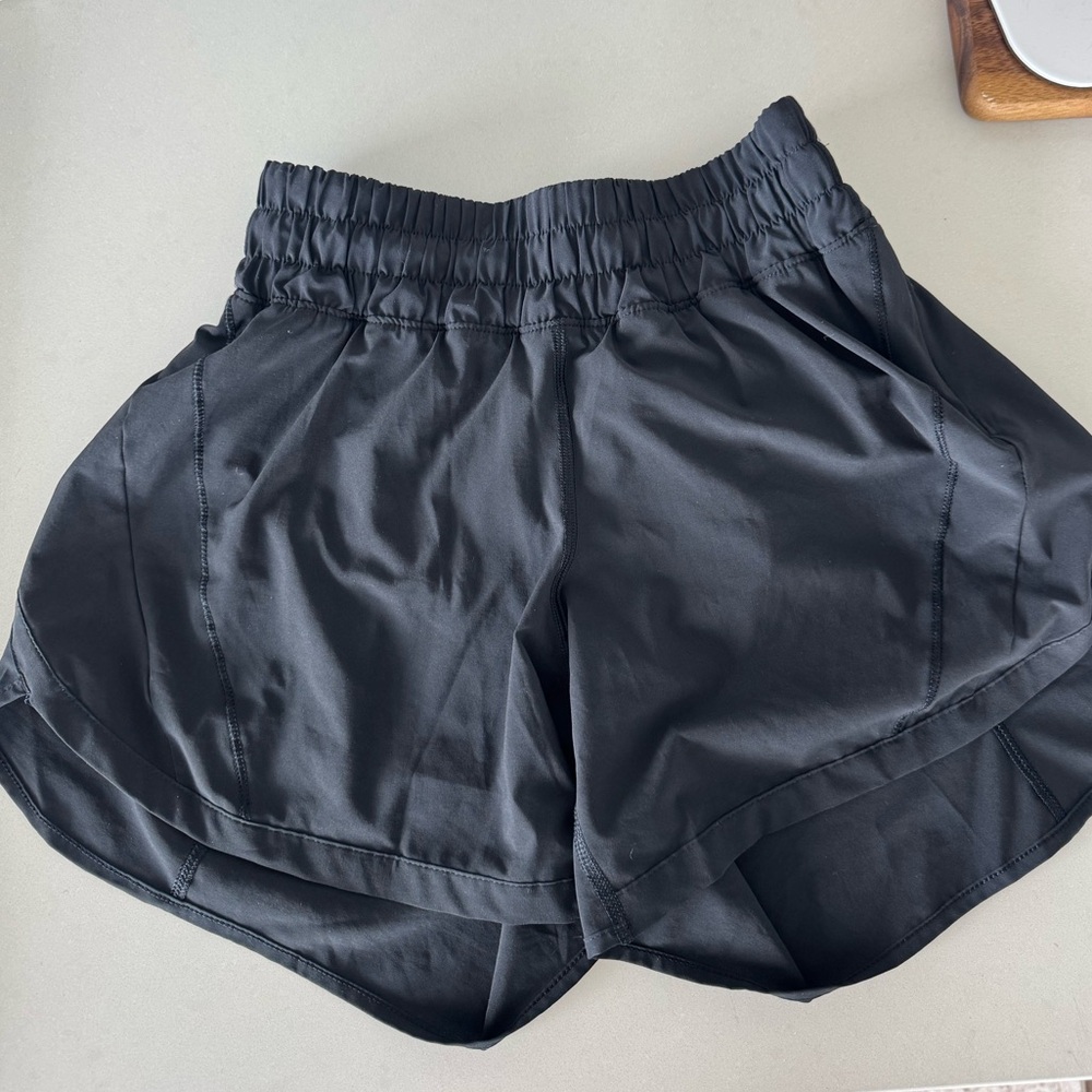 Lululemon Track That Mid Rise Short 5”